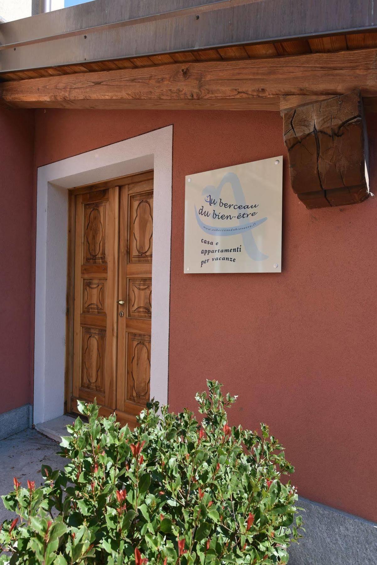 Au Berceau Du Bien-Etre Villa Chambave Exterior foto