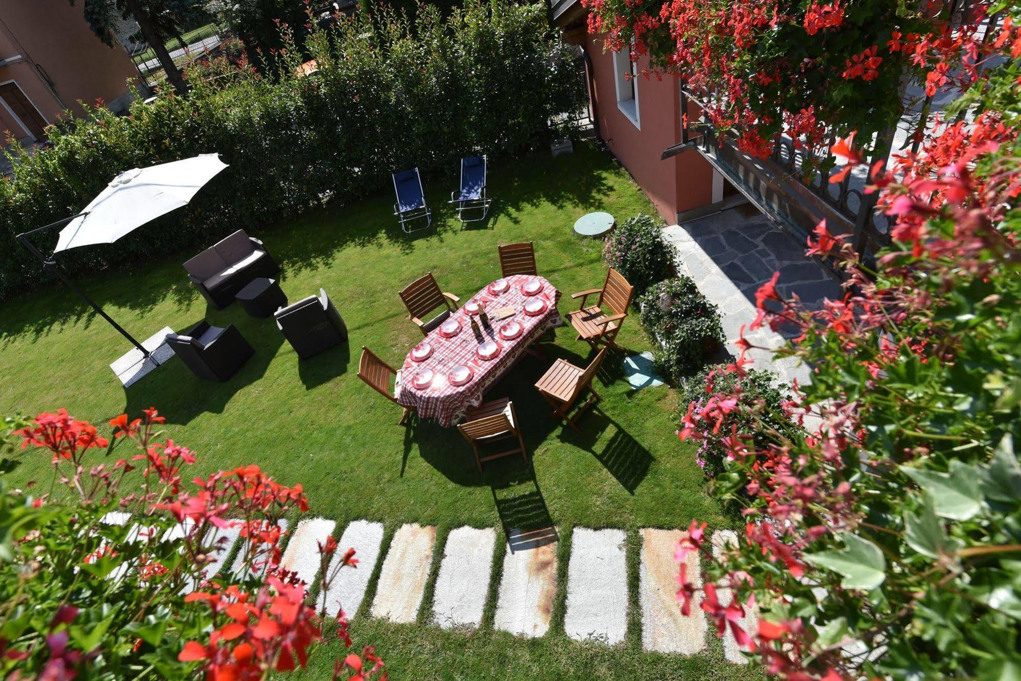 Au Berceau Du Bien-Etre Villa Chambave Exterior foto